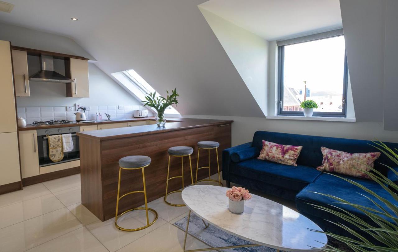 Three Bed Apartment Sleeps 5 In Botanic Belfast Exterior foto